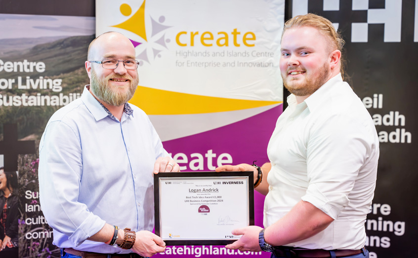 Logan Andrick, undergrad receives UHI Business Competition award in 2024